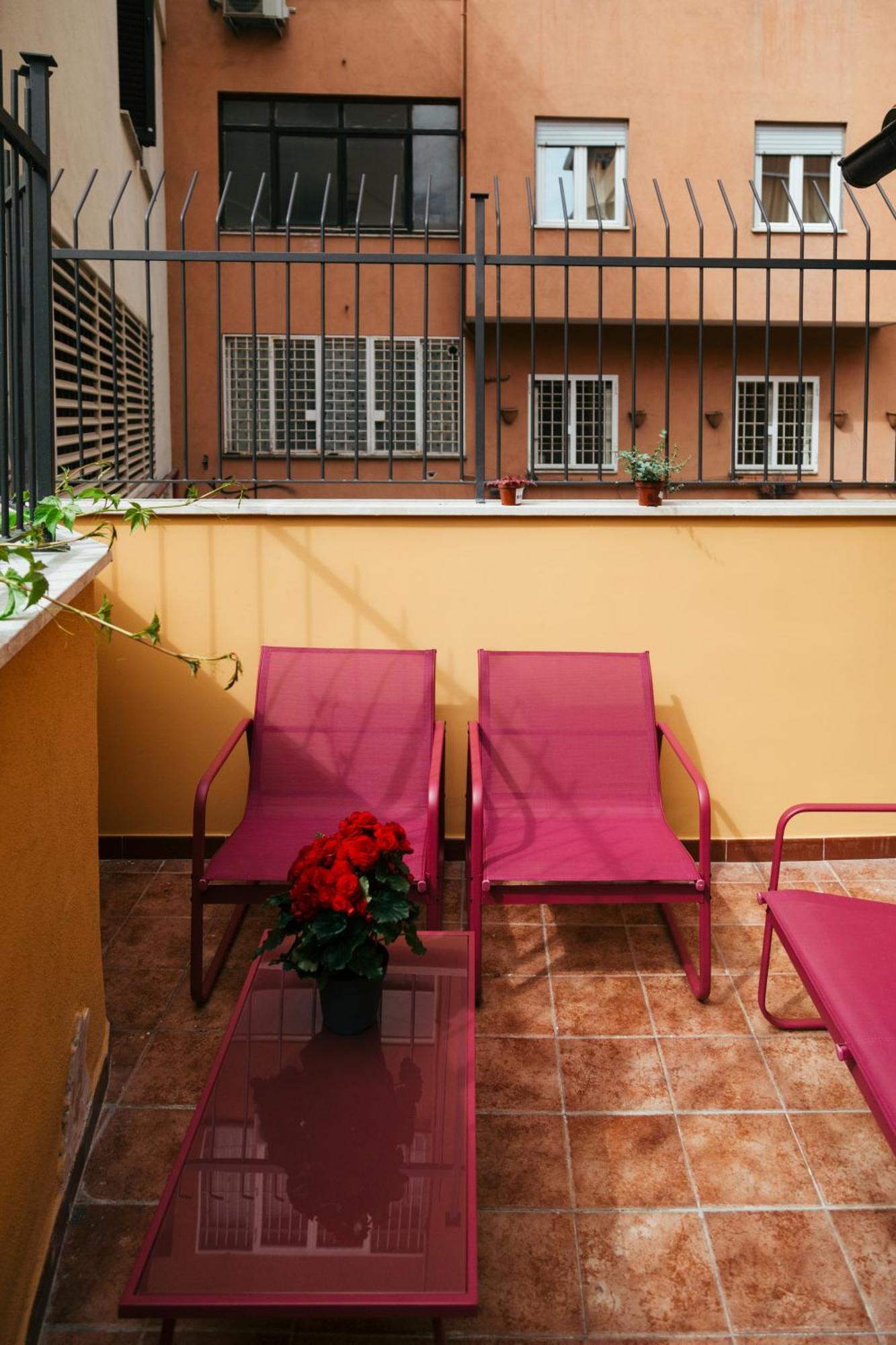 La Casa Di Nonna Peppina A Trastevere Rome Exterior photo